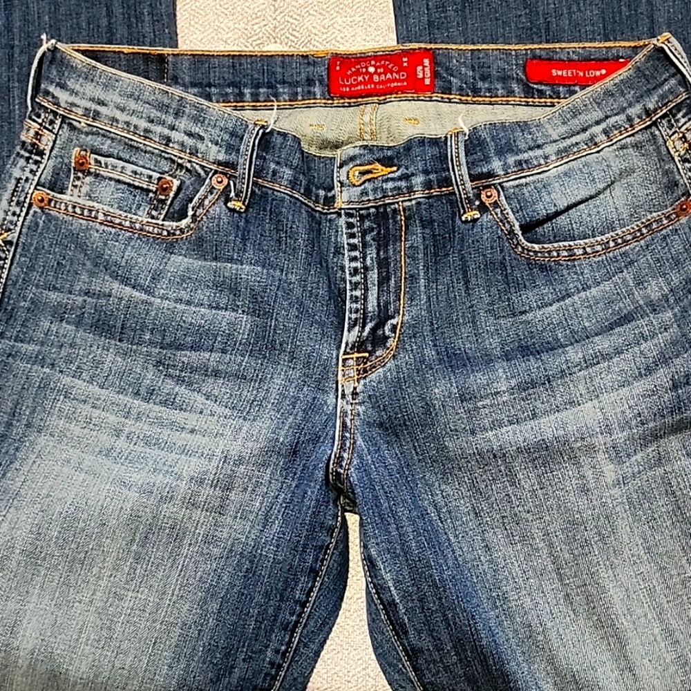 Lucky Jeans